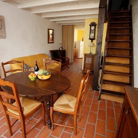 Ferienhaus Chateau De Massignan *